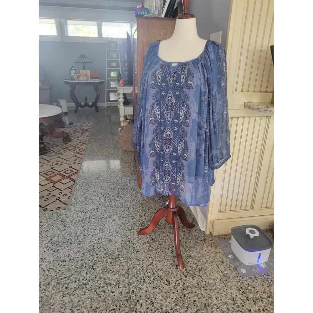 Maggie Barnes Catherines 4X Blue Paisley Sheer Overlay Tunic Top Blouse